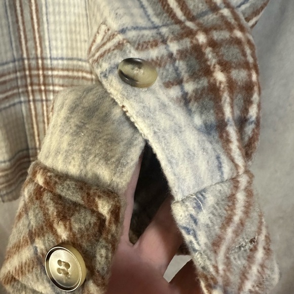 Reitmans Shacket, Size XL, 3/$25 - Picture 3 of 9